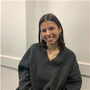 Etudiante en commerce, je propose des cours particuliers ou du soutien scolaire pour le primaire/collège